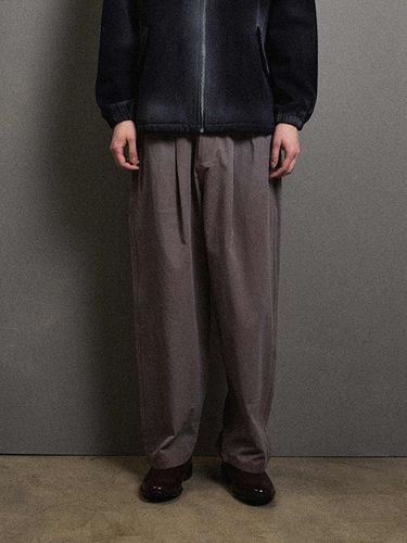 Dirty Washing Cotton Long Banding Pants_Cement - FFEFF STUDIO - Modalova