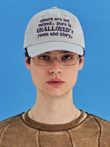 Slogan Ball Cap_Grey - UNALLOYED - Modalova