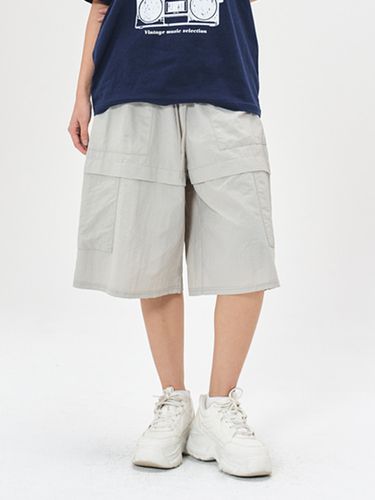 Nylon Half Pocket Shorts_Grey - SEARCH410 - Modalova