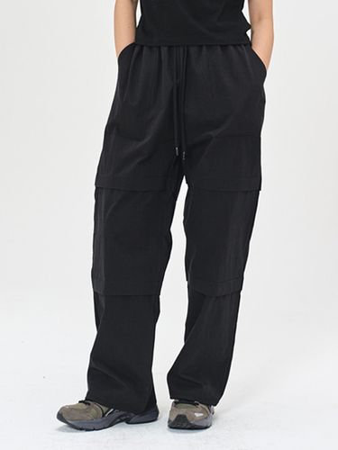 Two Side Cargo Wide Pants_Black - SEARCH410 - Modalova