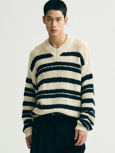 D Textured V-Neck Stripe Knit Sweater - NOIRER - Modalova