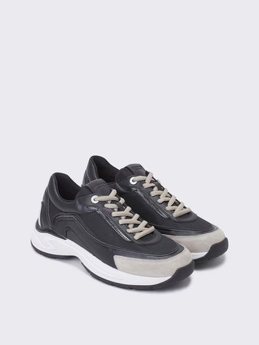 Wave Pattern Sneakers_Black - SUECOMMA BONNIE - Modalova