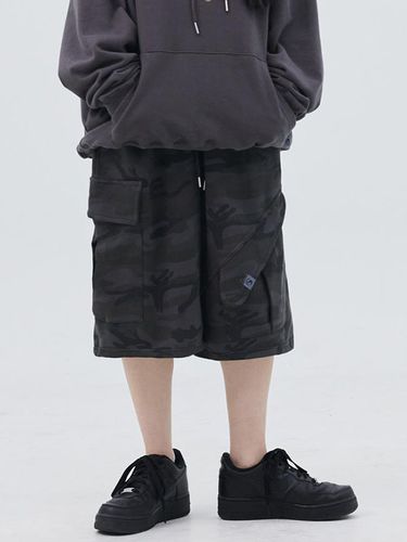 TS Logo Bermuda Sweat Shorts - PIECEMAKER - Modalova