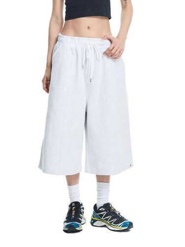 Snap 8 Quarter Bermuda Sweatpant - EASY NO EASY - Modalova