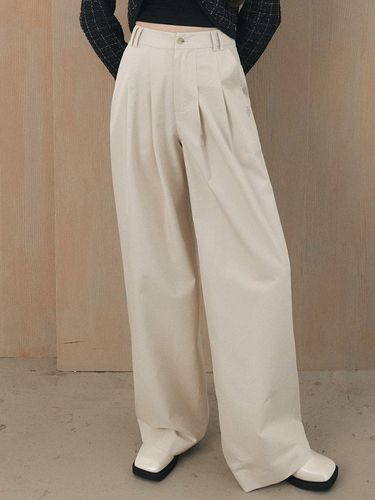 Cotton Two-tuck Wide Slacks - CITYBREEZE - Modalova