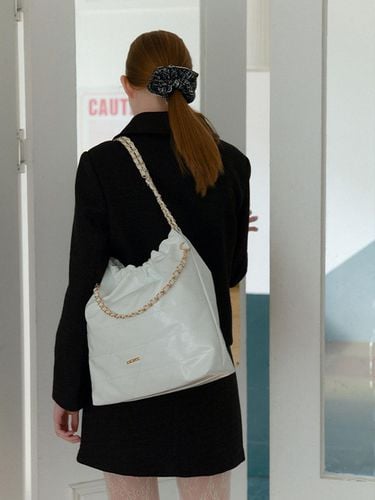 ANC Draw Chain Shoulder Bag_White - ANOETIC - Modalova