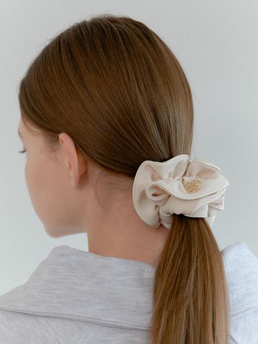 New ANC Classic Scrunchie_Beige - ANOETIC - Modalova