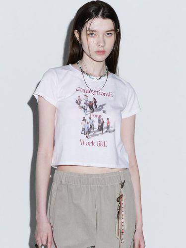 Coming Home Cropped T-Shirt _ White - RSSC - Modalova