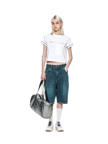 Matin Small Line Logo Stitch Cropped T-shirt - Matin Kim - Modalova