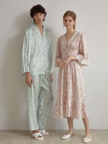 Couple Lublin Satin V-neck Pajamas - LUNALUZ STUDIO - Modalova