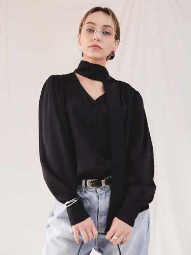 Reversible Shiny Tie Blouse Black - PLUNASTUDIO - Modalova