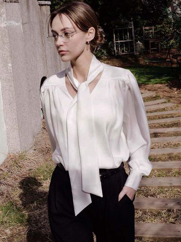 Reversible Shiny Tie Blouse - PLUNASTUDIO - Modalova