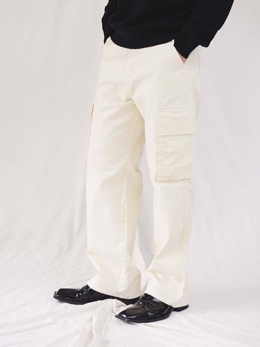 Military Cargo Pants 3 Colors - PLUNASTUDIO - Modalova