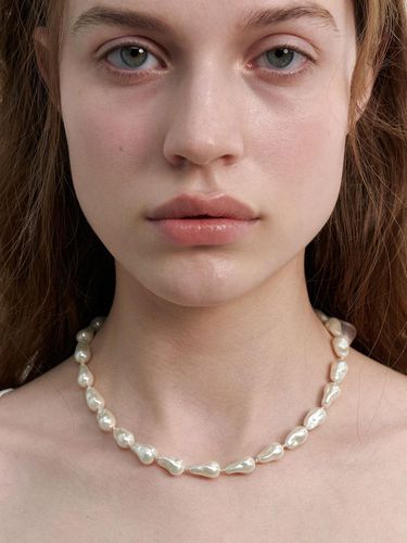 Baroque Pearl Sheer Ribbon Necklace - LOVE ME MONSTER - Modalova