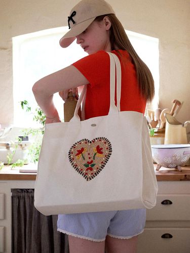 No.208 / Heart Embroidery Crochet Travel Bag (L) - Slowslowly - Modalova