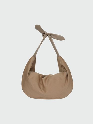 HEYZY Tied Shoulder Bag_Beige - EENK - Modalova