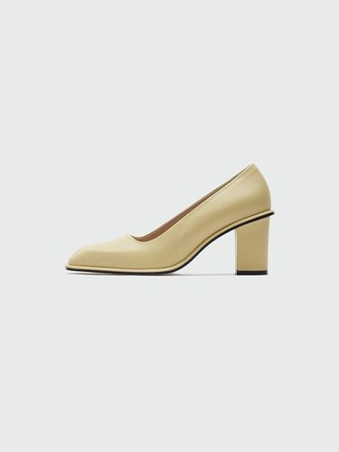 YUMP Square-toe Pumps_Yellow - EENK - Modalova