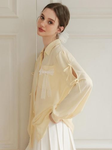 Ribbon Lantern Sleeve Shirt_Yellow - Cest Moidew - Modalova