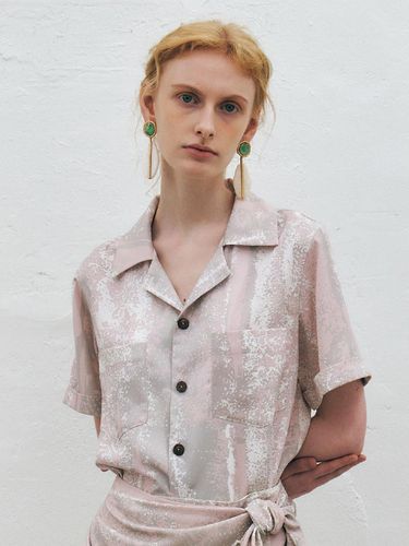 Pinted Silky Shirt_Light Pink - KUME - Modalova