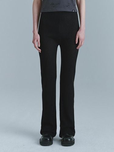 Layered Knit Pants (Black) - MARGESHERWOOD - Modalova