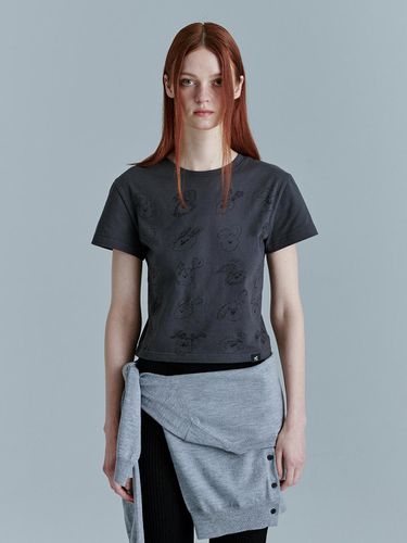 Slim Crop Wood Doodle T-Shirt () - MARGESHERWOOD - Modalova