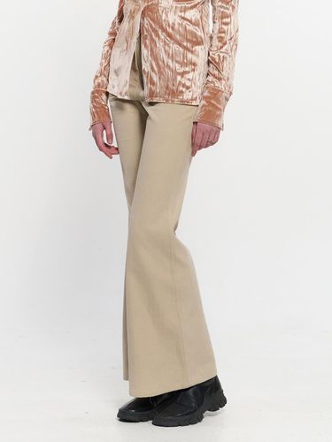 Stripe Bootcut Pants _ Beige - KIMZISU - Modalova