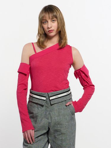 Detachable Sleeve One Shoulder Top _ - KIMZISU - Modalova