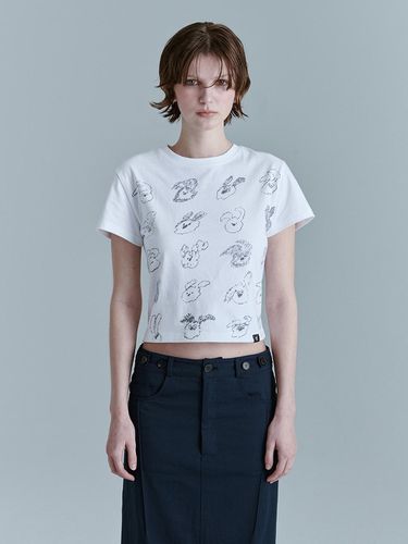 Slim Crop Wood Doodle T-Shirt () - MARGESHERWOOD - Modalova