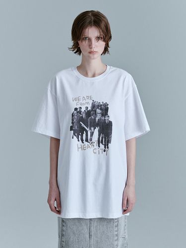 Overfit Heart City T-Shirt (White) - MARGESHERWOOD - Modalova