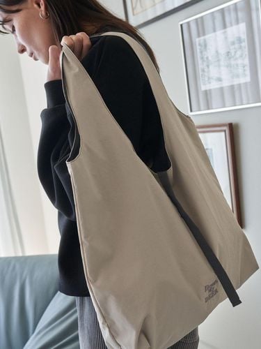 Reversible Shoulder Bag_Light Grey + Grey - DEAR MY DEER - Modalova