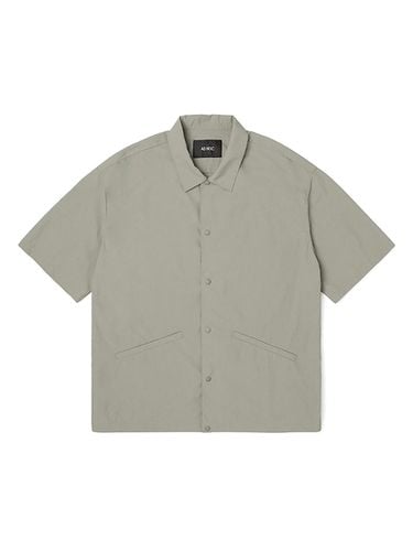 Utility Oversized Shirt _ Khaki - ADHOC - Modalova