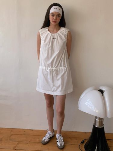 Haley Dress - White - INJIACTIVE - Modalova