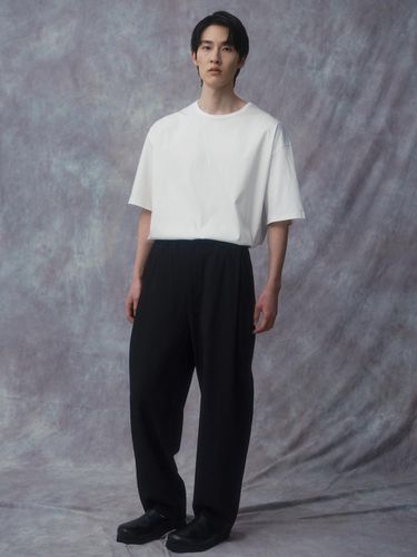 Minimal Work Tapered Pant - Black - evener - Modalova