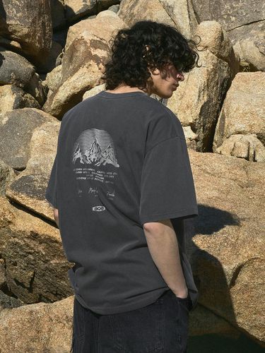 Mountain Adventure Pigment-Washed T-Shirt 5 Colors - Fluke - Modalova