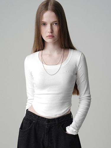 Long Sleeve T-shirt_White - AVANDRESS - Modalova