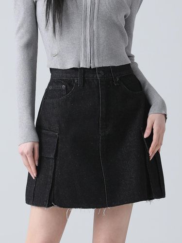 Les Cargo Denim Mini Skirt_Black - AVANDRESS - Modalova