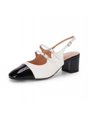 Jewel Buckle Two-Strap Slingback Pumps_White - FORMEL CAMELE - Modalova