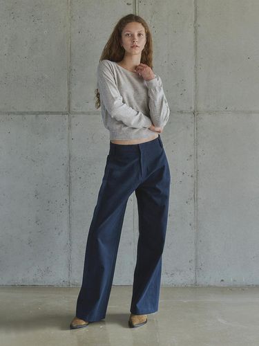 Side Tuck Wide-leg Cotton Pants [Navy] - Ihr - Modalova