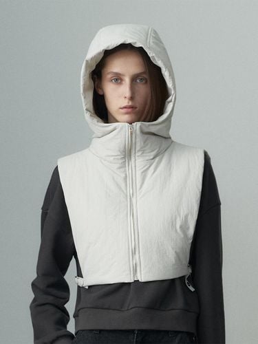 PADDED HOODED VEST - WHITE - RE RHEE - Modalova