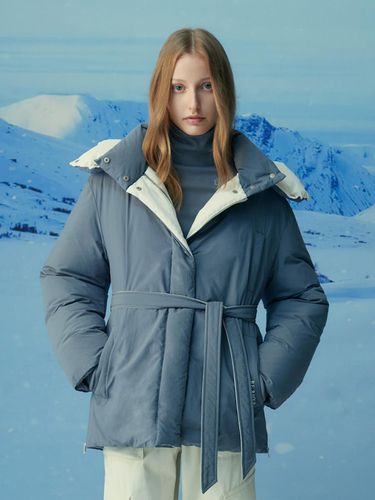 HOODED BELTED DOWN JACKET - RE RHEE - Modalova