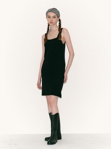 AR_Modern square neck line dress - Aei&Rei - Modalova