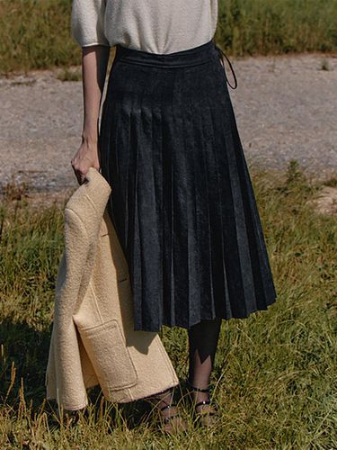 Wrap Pleated Skirt (Charcoal) - THE RYE - Modalova