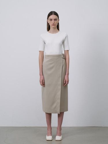 Wool Stitch Wrap Skirt - Beige - Lamerei - Modalova