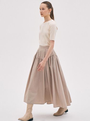 Shirred Tuck Skirt - Beige - Lamerei - Modalova