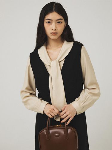 Dion Tie Blouse - Beige - Tillber - Modalova