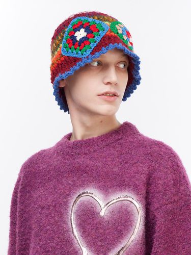 Rainbow Patch Bucket Hat - The GREATEST - Modalova