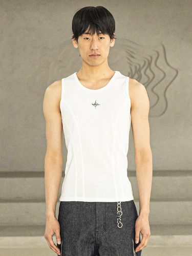 Twig Logo Sleeveless Top_White - MASSNOUN - Modalova