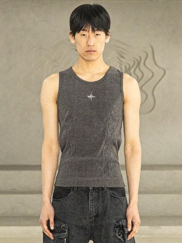 Twig Logo Sleeveless Top_Dark Gray - MASSNOUN - Modalova