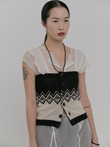 Nordic Button Top [Black] - SALTY PEBBLE - Modalova