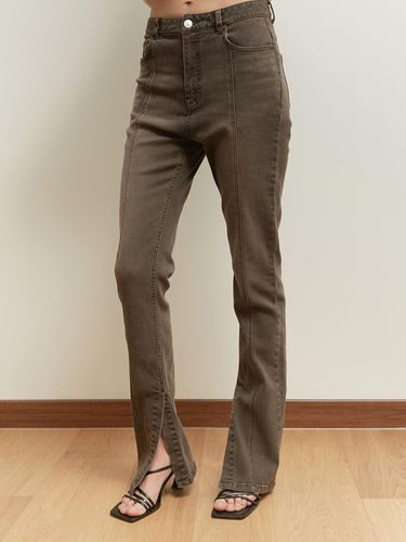 Slit Slim Jean [Brown] - SALTY PEBBLE - Modalova